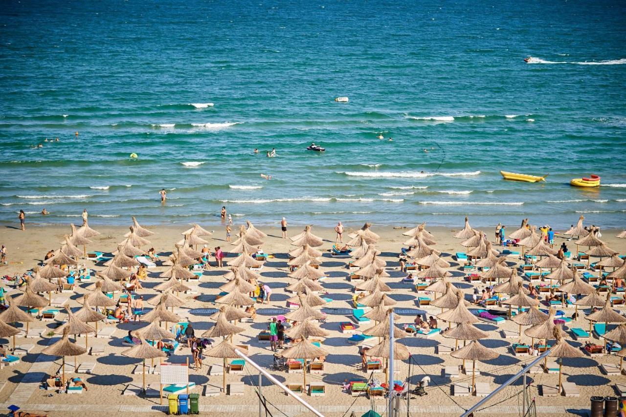 Sara Blu Apartment Spa And Pool Beach Resort Mamaia Exteriör bild