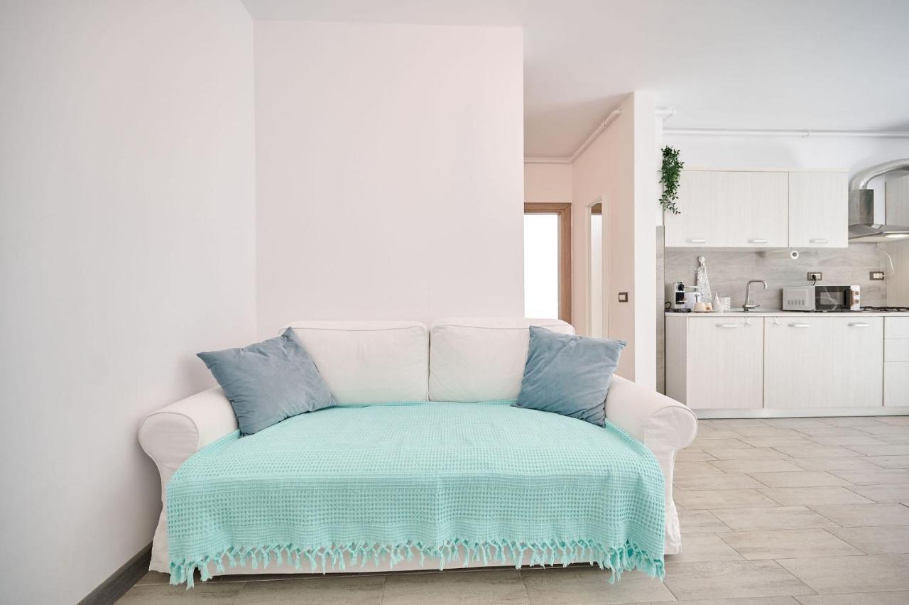 Sara Blu Apartment Spa And Pool Beach Resort Mamaia Exteriör bild